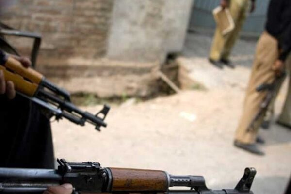 کوہاٹ؛ پولیو ٹیم کی سیکیورٹی پر مامور پولیس اہلکار نامعلوم افراد کی فائرنگ سے جاں بحق