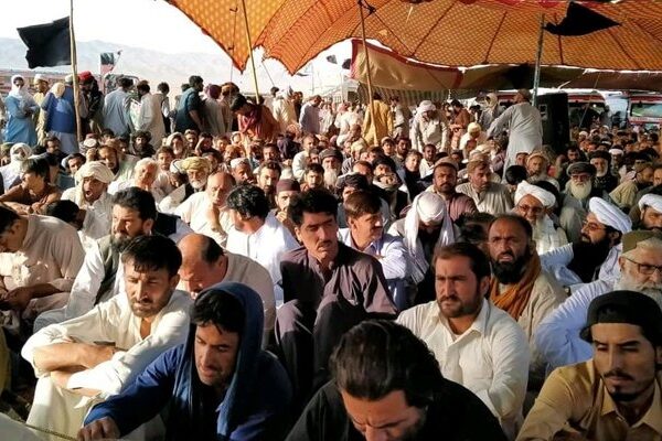 زیارت میں شہید لیویز اہلکاروں کے ورثاءکا دھرنا پانچویں روز بھی جاری
