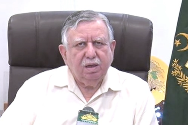 افغانستان کے معمولات چلانے کیلئے پاکستان سے لوگوں کو بھیجا جا سکتا ہے، وزیر خزانہ