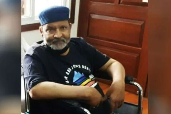 عمر شریف کی طبیعت میں بہتری، آج امریکی ویزا ملنے کا امکان