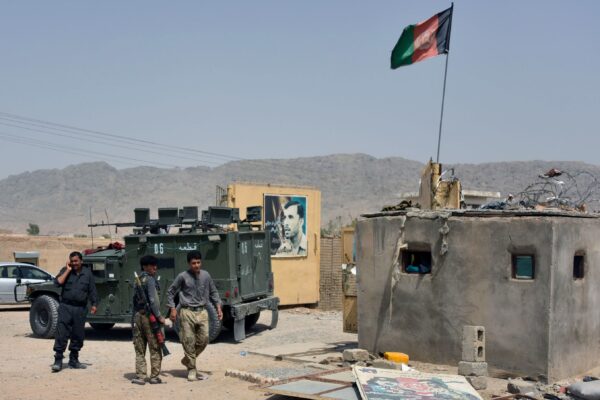 افغانستان : تحریک اسلامی اور کیمونسٹوں میں تصادم (٣)