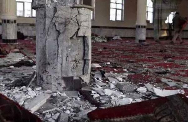افغانستان کی مسجد میں نماز جمعہ کے دوران دھماکے سے 55 افراد ہلاک، درجنوں زخمی