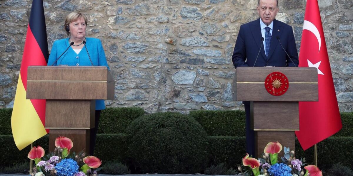 Angela Merkel and Tayyip Erdogan