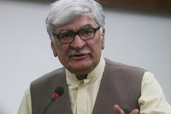 کرپٹ حکومت کا پینڈورا پیپرز کی تحقیقات کا اعلان مضحکہ خیز ہے، اسفندیار ولی