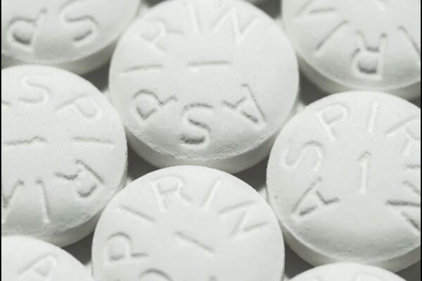 صحت مند افراد کے لیے اسپرین کا روزانہ استعمال مناسب نہیں، ٹاسک فورس