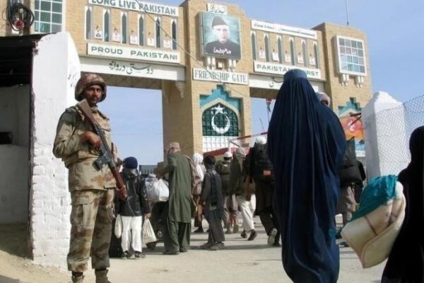 چمن بارڈر بند؛ طالبان کا پاکستان سے سابق افغان حکومت سے کئے معاہدے پر عمل کا مطالبہ