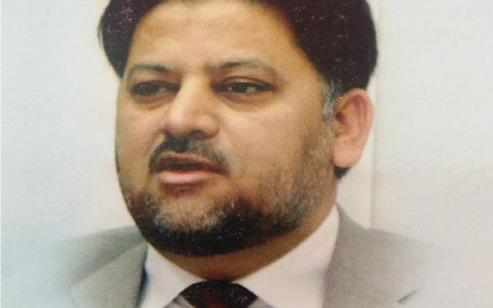 Dr. Zahid Munir Amir