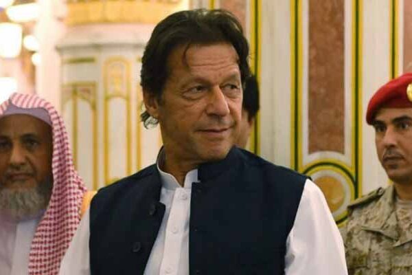 وزیراعظم عمران خان دورہ سعودی عرب کے بعد وطن واپس پہنچ گئے