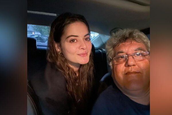 منال خان کے سسر محسن اکرام نے سوشل میڈیا صارفین کو آڑے ہاتھوں لے لیا