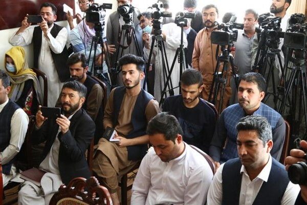 طالبان کے قبضے کے بعد افغانستان میں 70 فیصد میڈیا ادارے بند ہو گئے