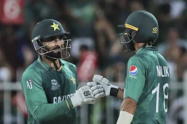 پاکستان نے نیوزی لینڈ کو 5 وکٹوں سے شکست دیدی