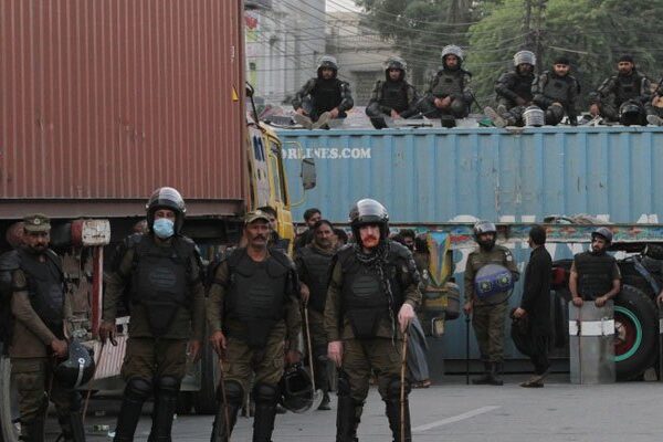 کالعدم تنظیم کا وزیر آباد میں پڑاؤ، راولپنڈی میں 11 روز سے سڑکیں بند