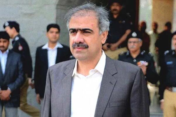 کراچی: سابق صوبائی وزیر سہیل انور کے گھر فلمی نوعیت کی واردات