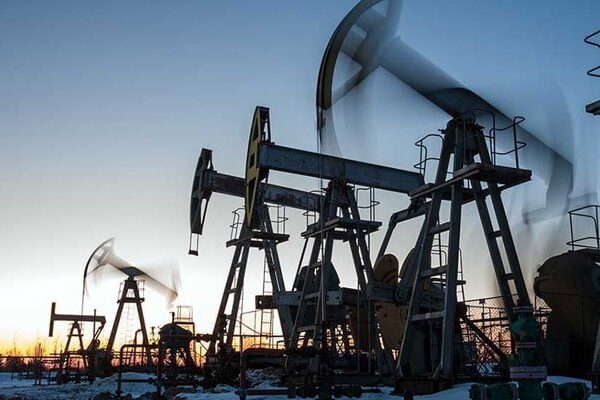 عالمی منڈی میں تیل کی قیمت 3 سال کی بلند ترین سطح پر آگئی