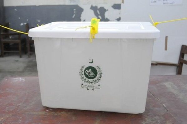 اٹارنی جنرل اور کچھ وزراء کے اعتراضات پر انتخابی اصلاحات کی منظوری مؤخر