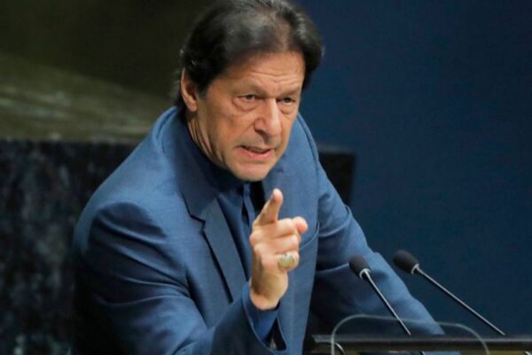 بدلتا ہے رنگ آسماں کیسے کیسے