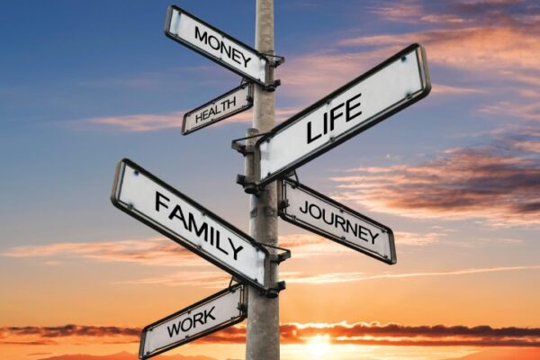 عمل سے زندگی بنتی ہے