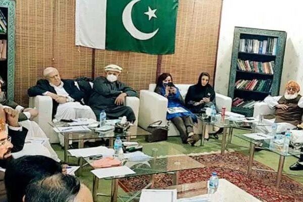 پی ڈی ایم نے پیٹرول کی قیمت اور مہنگائی پر آج ہنگامی اجلاس طلب کرلیا