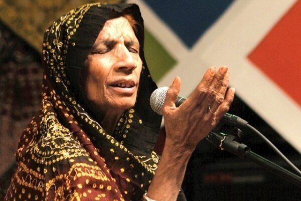 ’بلبلِ صحرا‘ ریشماں کومداحوں سے بچھڑے 8 برس بیت گئے