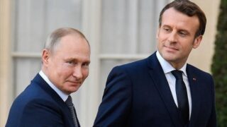 Vladimir Putin and Emmanuel Macron