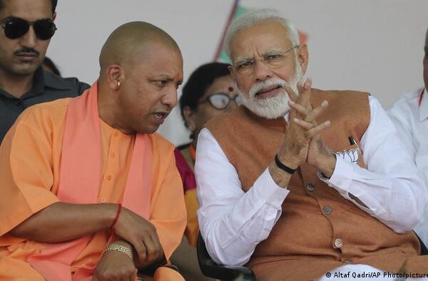 طالبان نے بھارت کا رخ کیا تو فضائی حملے کے لیے تیار ہیں،  یوگی آدتیہ ناتھ