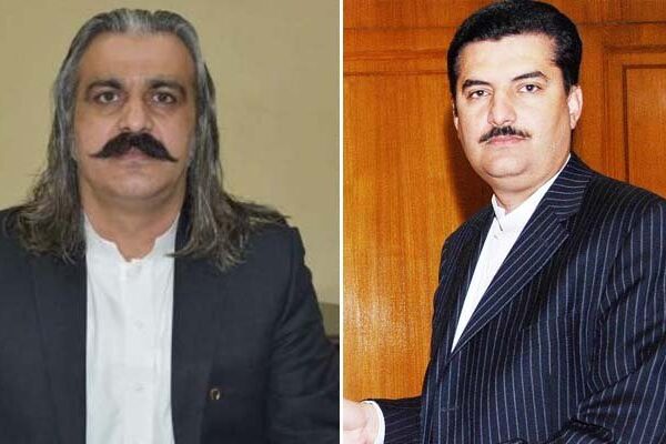 بلدیاتی الیکشن: فیصل کریم کنڈی اور امین گنڈہ پور میں ٹھن گئی