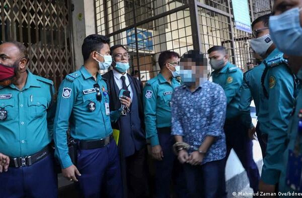 بنگلہ دیش : بیس طلبا کو ساتھی طالب علم کو قتل کرنے کے جرم میں سزائے موت