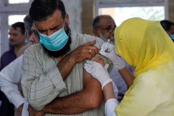 کورونا وبا میں کمی، مثبت شرح 0.68 فیصد کی سطح پر آ گئی