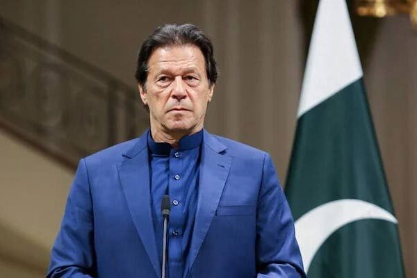 کرپشن سے پاک معاشرے اور شہریوں کی مدد کیلئے کوشاں ہیں: وزیراعظم