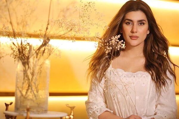 کینسر سے کیسے بچی؟ کبریٰ خان نے پوری کہانی سنا دی