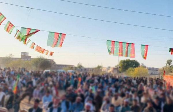 کے پی بلدیاتی انتخابات، صوبائی وزیر پر پولنگ اسٹیشنز پر دھاوا بولنے، عملے کو اغوا کرنیکا الزام