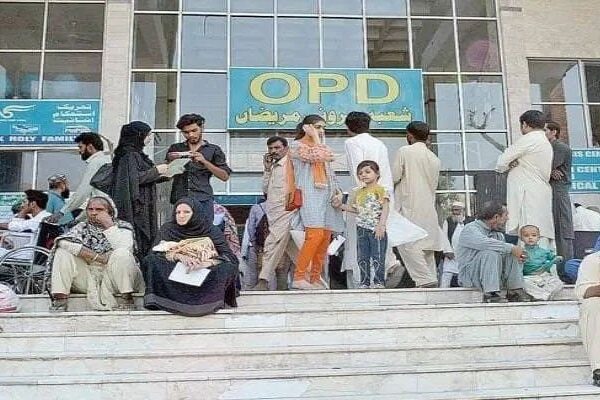 کوئٹہ: سرکاری اسپتالوں میں ینگ ڈاکٹرز کی ہڑتال، او پی ڈیز اور ان ڈور سروسز بند