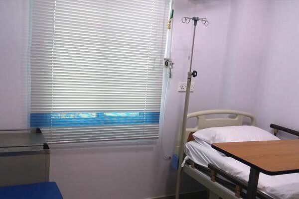کراچی: بااثر قیدیوں کو سہولیات دینے والے سرکاری و نجی اسپتالوں کے نیٹ ورک کا انکشاف