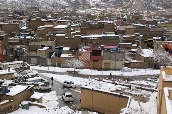خیبر پختونخوا: برفباری میں مکان کی چھت گرنے سے ماں اور 4 بچے جاں بحق