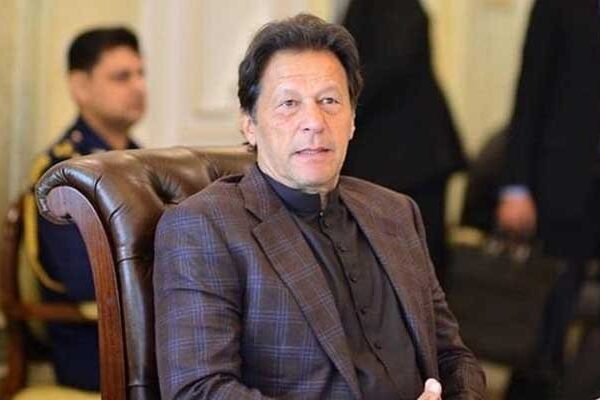 حکومت سے نکل گیا تو زیادہ خطرناک ہوں گا، اپوزیشن کو چھپنے کی جگہ نہیں ملے گی: وزیراعظم