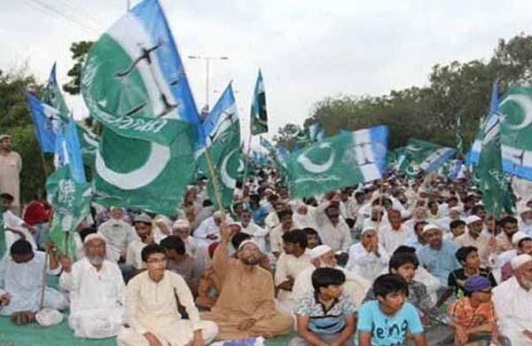 سندھ اسمبلی کے سامنے جماعت اسلامی کا دھرنہ