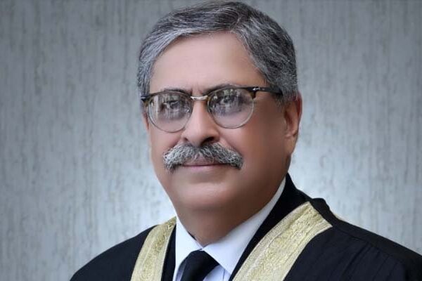 ریاست کا مائنڈ سیٹ عوام کی خدمت کرنا ہے ہی نہیں: جسٹس اطہر من اللہ