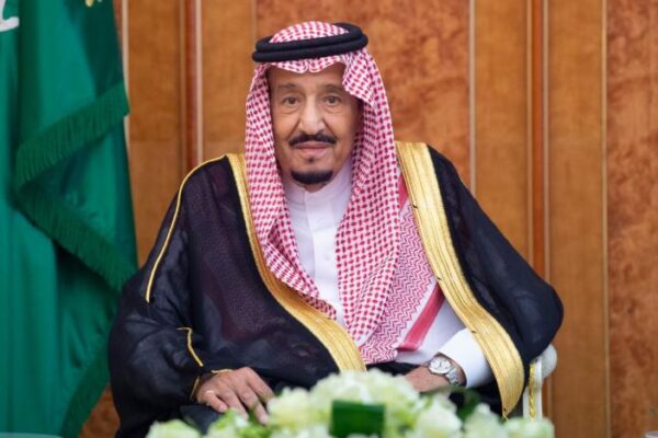 سعودی عرب: بغیر فیس کے اقامہ اور ویزا کی میعاد میں 31 مارچ تک توسیع