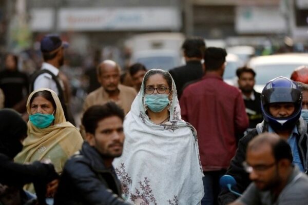 لاہور: کورونا زور پکڑ گیا، دوا کی بلیک میں فروخت