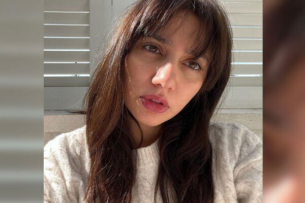 ماہرہ خان نے اومی کرون سے صحتیاب ہونے کے بعد اپنا ہیئر اسٹائل تبدیل کرلیا