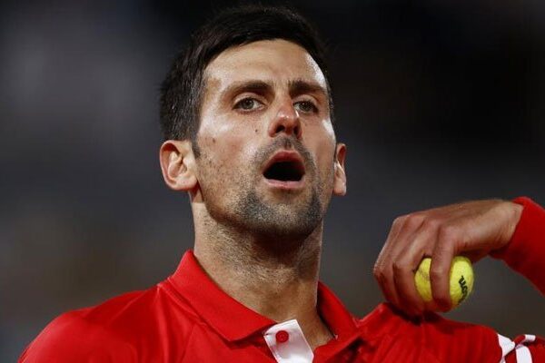 آسٹریلیا کے سخت ترین کورونا قوانین نے ورلڈ نمبر ون ٹینس پلیئر کو بھی نہ بخشا