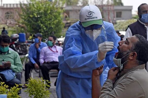پاکستان میں کورونا کے مزید ساڑھے 5 ہزار کیسز رپورٹ