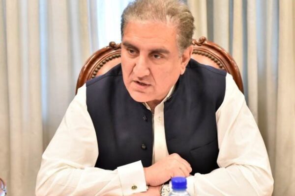 سرحدی باڑ پر افغان طالبان کا مؤقف تبدیل کرانے کیلئے بات چیت جاری ہے، وزیر خارجہ
