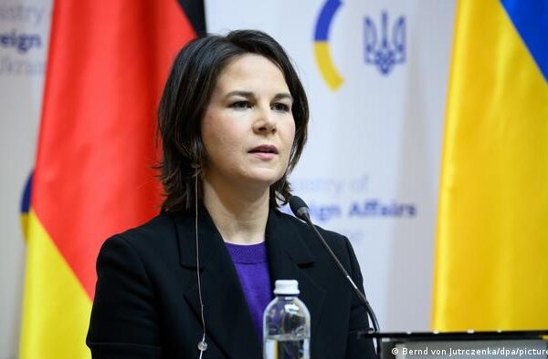 جرمن شہریوں کو بھی یوکرائن چھوڑ دینے کی ہدایت