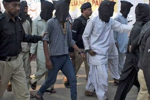 قصور میں پولیس کا سرچ آپریشن، 15 ملزمان گرفتار