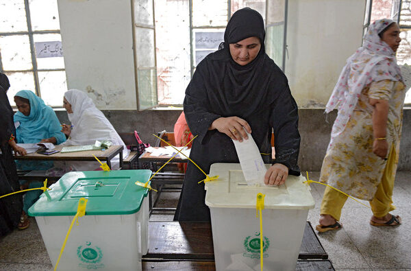 ذہنی اور سیاسی معذور