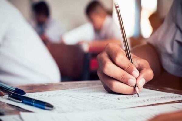 سندھ؛ میٹرک کے امتحانات 17 مئی اور انٹر کے یکم جون سے لینے کی تجویز