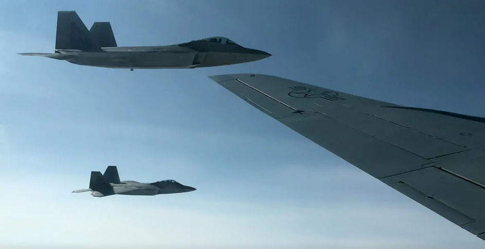 F-22 Plane