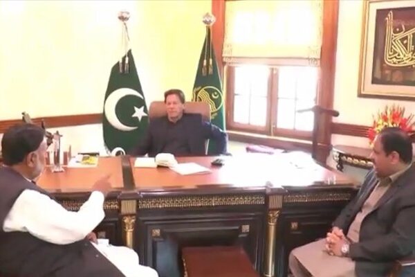 پنجاب میں بلدیاتی انتخابات کے لیے رابطہ مہم تیز کی جائے، وزیراعظم