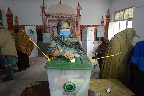 کے پی ضمنی بلدیاتی الیکشن: غیر حتمی نتائج میں جے یو آئی سب سے آگے